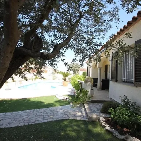 Haus Francoli * L'Escala